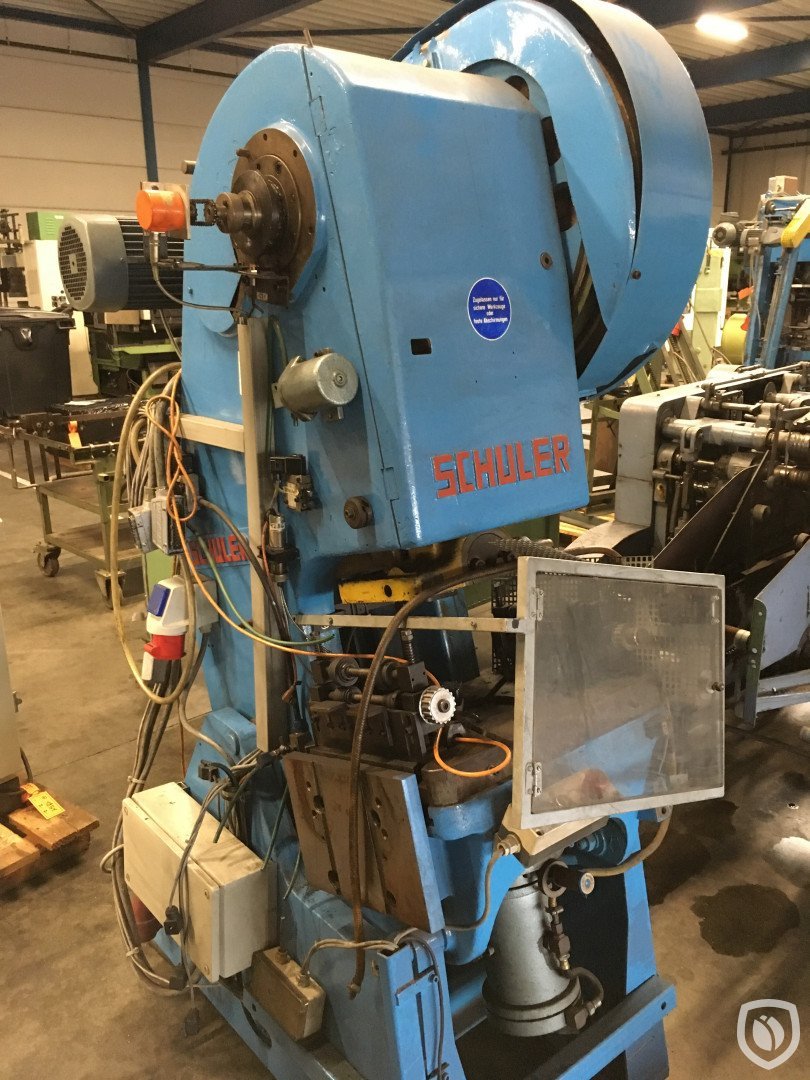 Schuler PN25/200