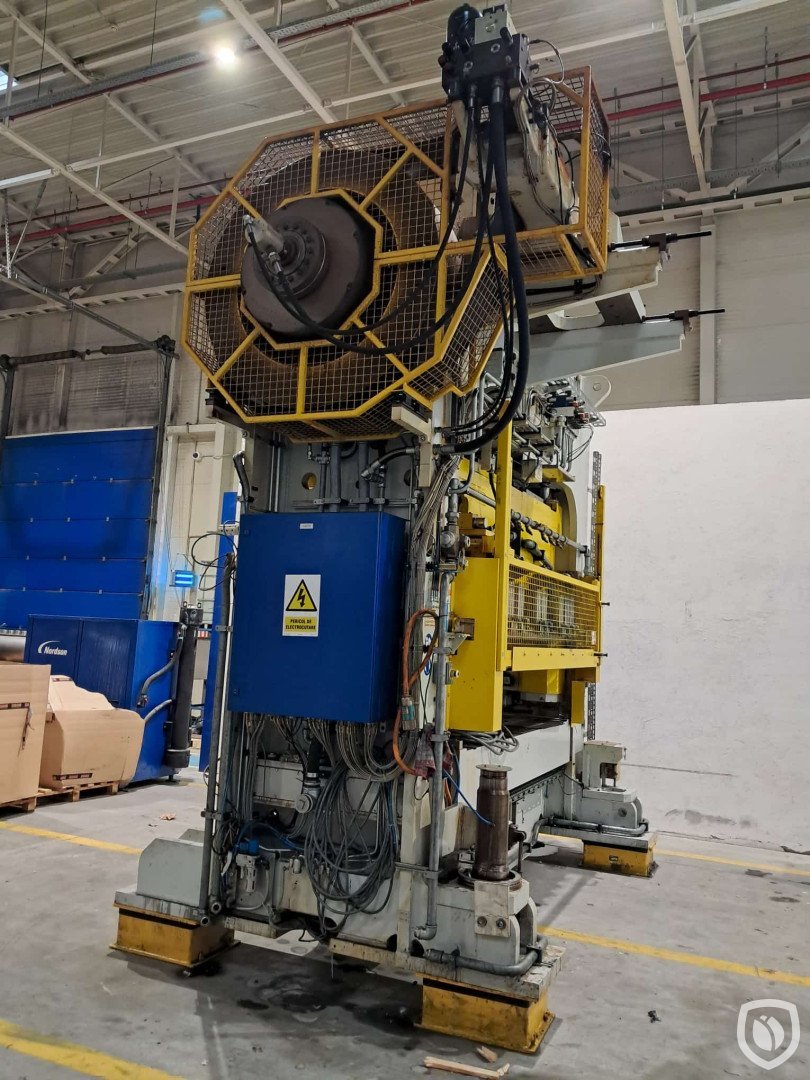 Schuler Cup Former 3500