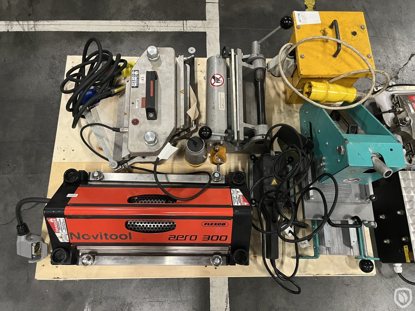 Belt splicing units